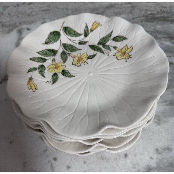 Vintage Rare Metlox Hand Painted Lolus Honeysuckle Ruffled Edge Plates Set - Picture 1 of 8